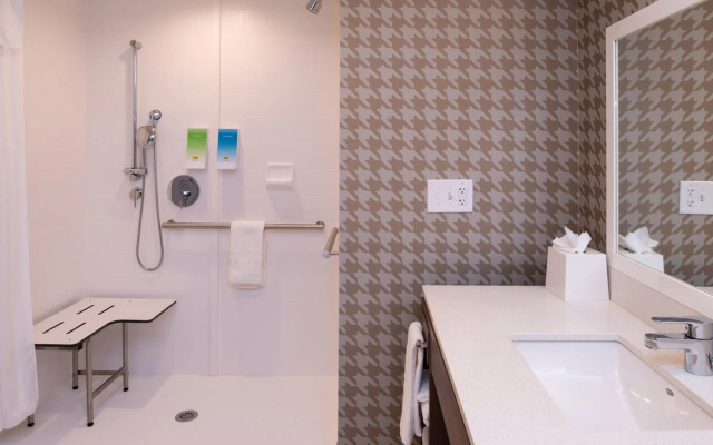 Home2 Suites by Hilton Columbus/West, OH