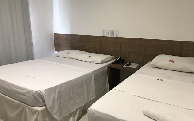 Hoteis e Turismo Itapoan Limitada (Hotel Praia Dourada