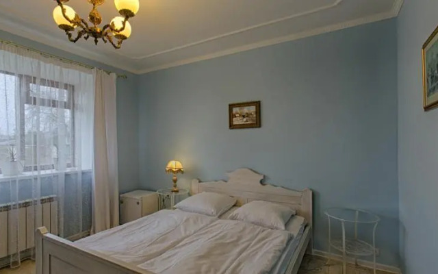 Surikov Guest House