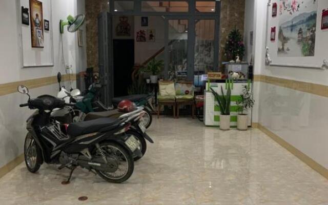 โรงแรมฮั่นฟาด 9 - Hostel Hanh Phat 9