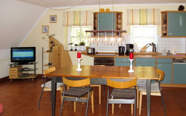 Apartment  Born 22559