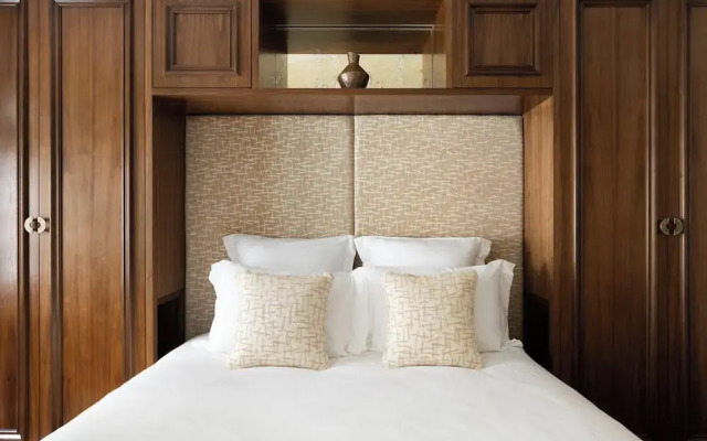 HIGHSTAY - Luxury Serviced Apartments - Place des Victoires