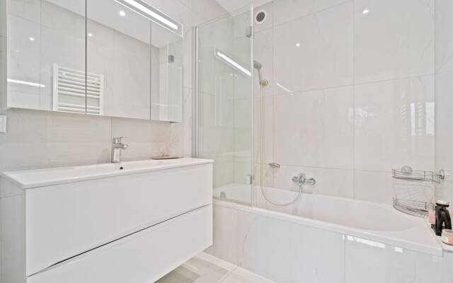 Stylish Apt Bouneweg-Süd Book Now ID225