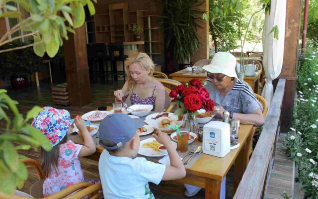 Talisman Village Hotel