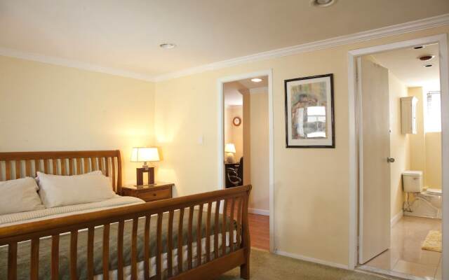 The Residences at 51st Street