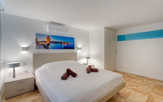 Modern 2 Bedroom Apartment in St Julians