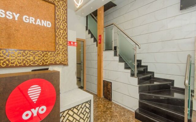 OYO 11511 Hotel Embassy Grand