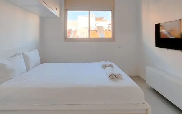 Royal Eden Apartment