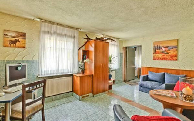 M-Hotel