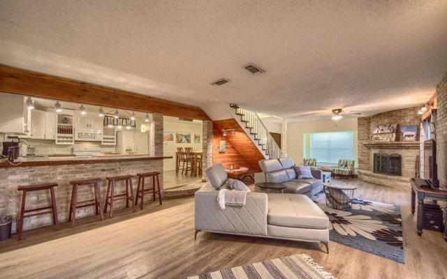 Texas River Haus LD 1683