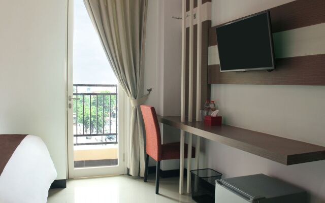 Luxpoint Hotel Surabaya