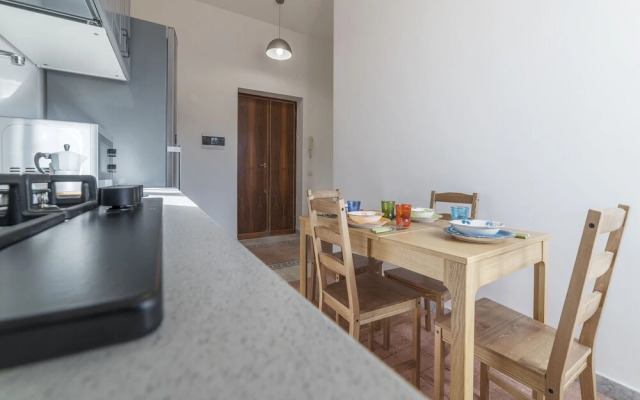 Colosseo & Colle Oppio Cozy Apartment