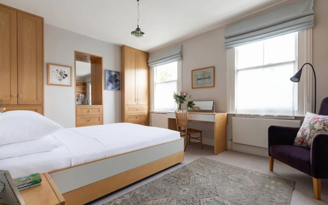 Willes Road II by Onefinestay