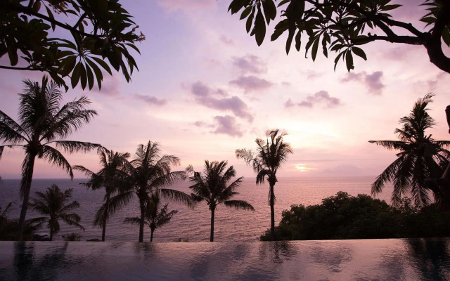 Malimbu Cliff Villa