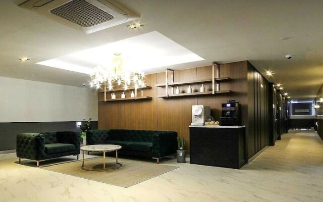 Hotel OU