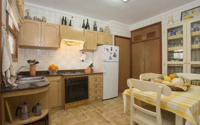 House - 3 Bedrooms - 103190