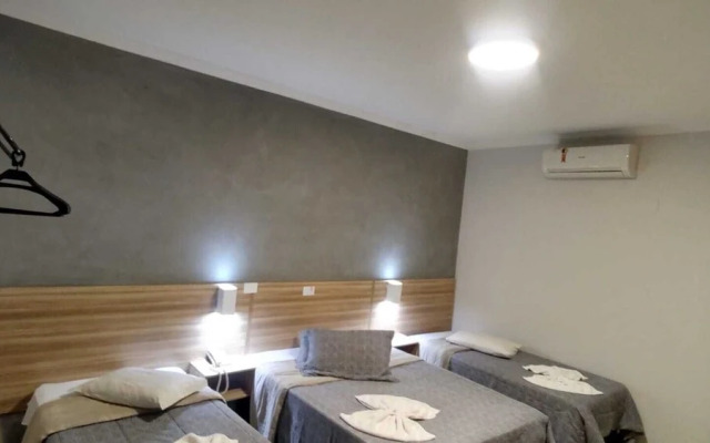 Universitário Hotel