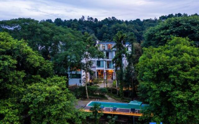 Yichuan Yisu River View Senxi Hostel