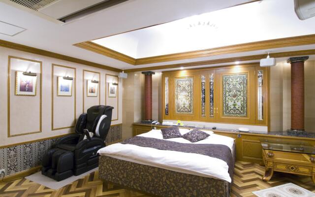 Hotel Shasha Toyonaka - Adult Only