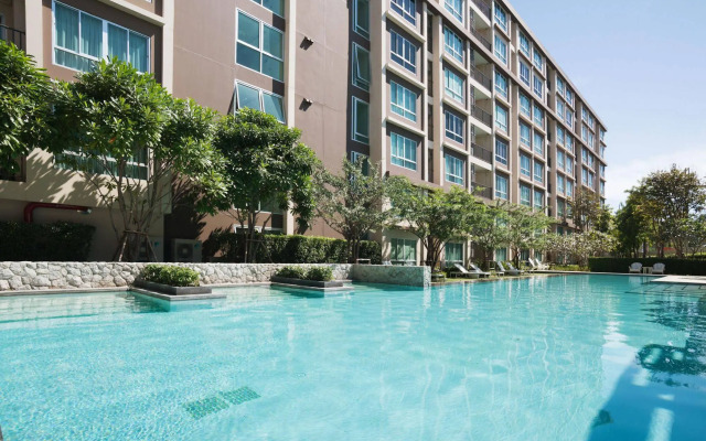 Baan Peang Ploen By Favstay