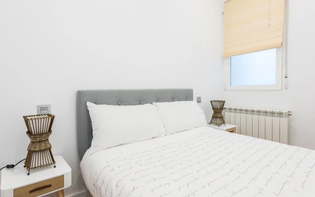 La Casa del MesÃ³n de Paredes