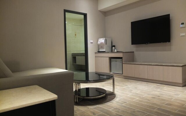 Very Good Motel