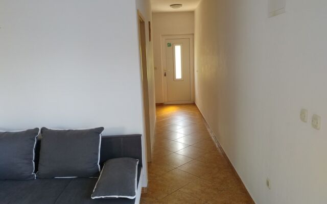 Astramaris Apartments