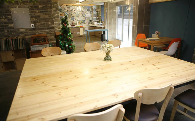 Twin Rabbit Guesthouse