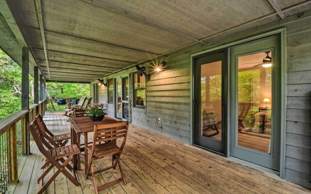 Cozy Clayton Cabin w/ Deck & Mountain Views!