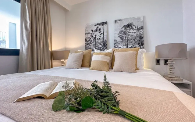 Luxury 2 Bedroom Apartment