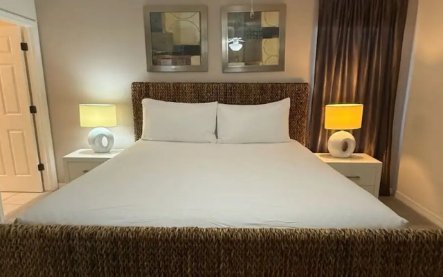 Spacious Family Townhouse Kissimmee - Sleeps 8