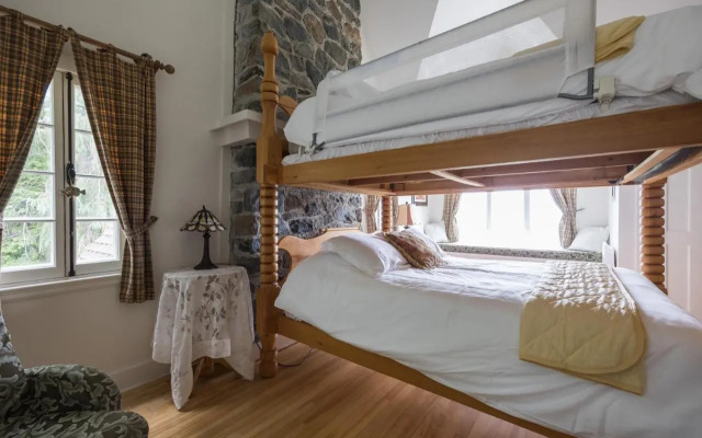 Far Horizons Luxury Vacation Home