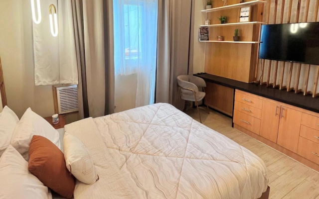 Room-simple, Modern & Cozy Condo in Lafa
