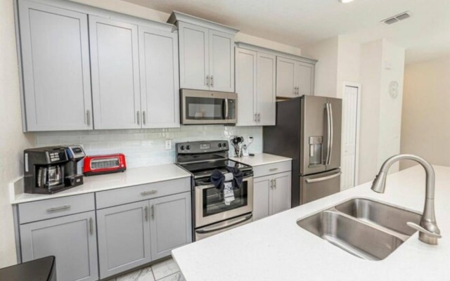 8923 SD - Champions Gate