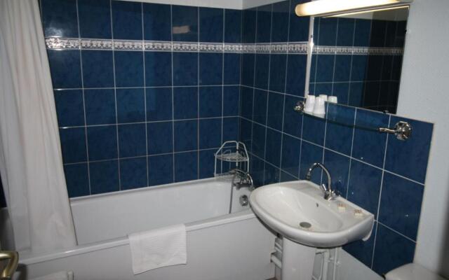 Hotel Restaurant Les Deux Sapins