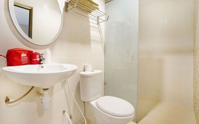 ZEN Rooms Near Teluk Tering