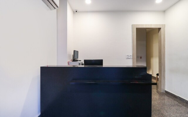 Capital O 67657 Schmear Suites