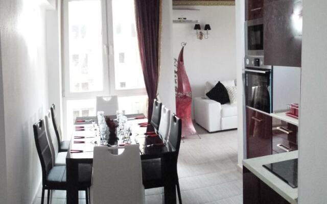 Pollo Resort Mikosta Apartments