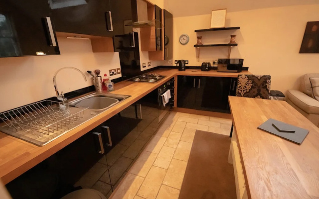 Centrally Located Modern Apartment in Llandudno