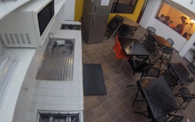 Hostal De La 57 - Hostel
