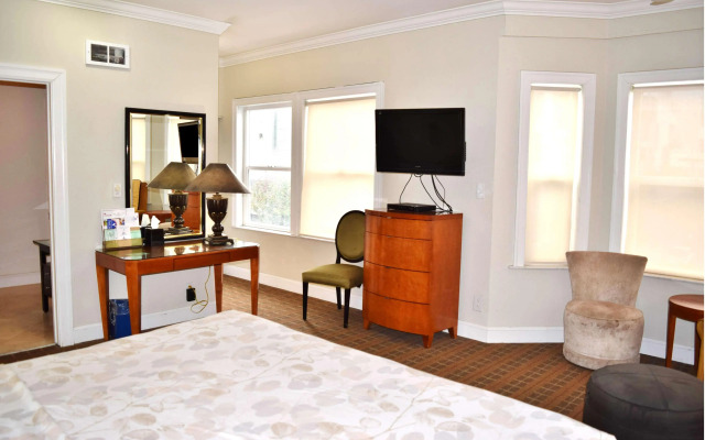 Sia Park Executive Hotel