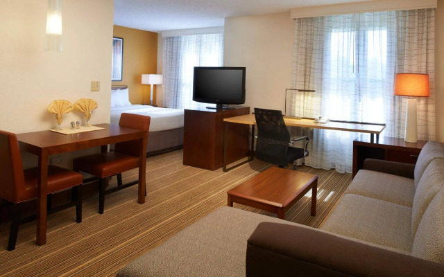 Sonesta ES Suites Chicago Waukegan Gurnee