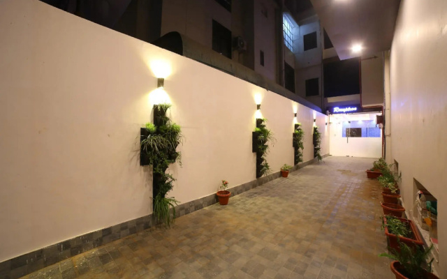 OYO 16536 Hotel Vasko