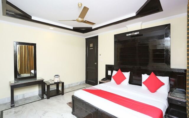 OYO 12400 Hotel Prem