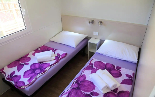 Three Sisters Mobile Homes Murter