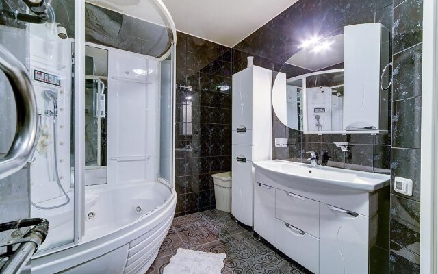 Neva Flats On Marata 34