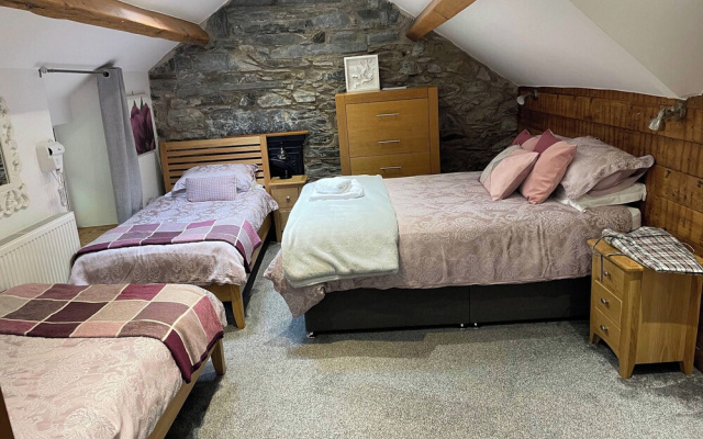 Noddfa Country House