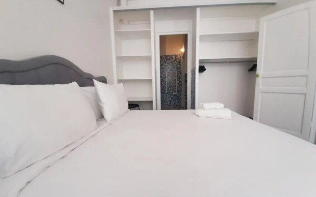 Sweet Apartment in Paris Montmartre