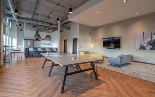 Lake Michigan Lux Apartments by Barsala