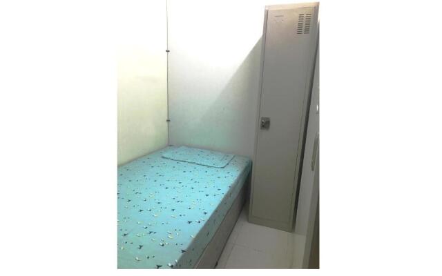 Deira Partition room